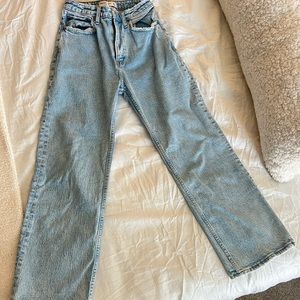abercrombie 90s relaxed jean high rise curve love